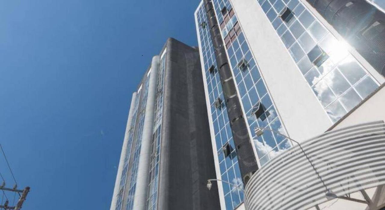 הוילה Jaraguá do Sul Saint Sebastian Flat 213 - Com Hidro! Ate 4 Pessoas, Duplex, No Centro מראה חיצוני תמונה