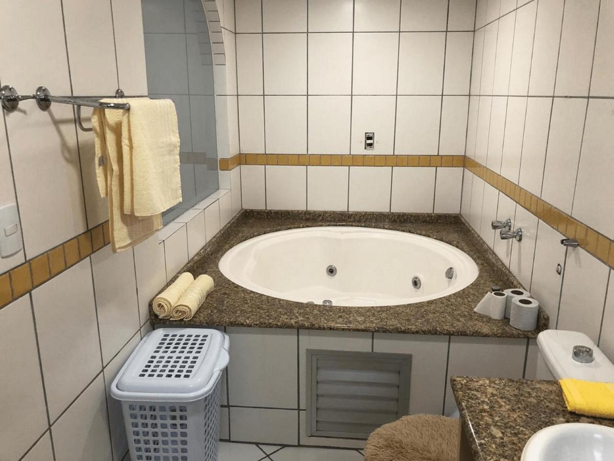 הוילה Jaraguá do Sul Saint Sebastian Flat 213 - Com Hidro! Ate 4 Pessoas, Duplex, No Centro מראה חיצוני תמונה